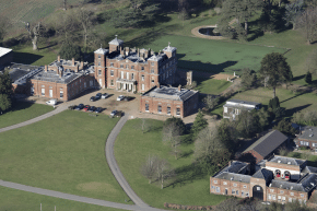 Gebäude Langley School