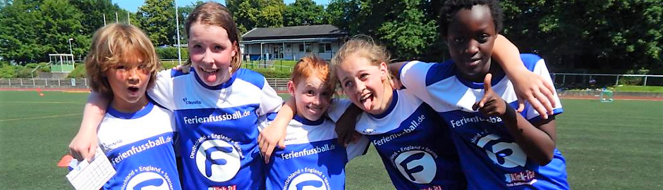 Freunde finden im Fußballcamp