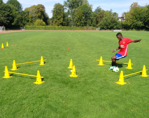 Fußballtraining mit Ball