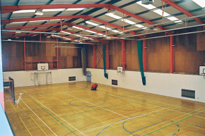 Indoor-Halle am Pangbourne College